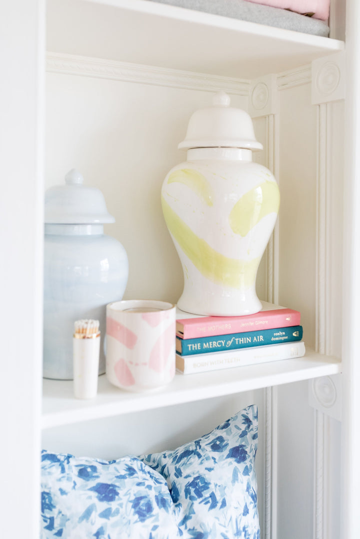 Hydrangea Light Blue Ginger Jars